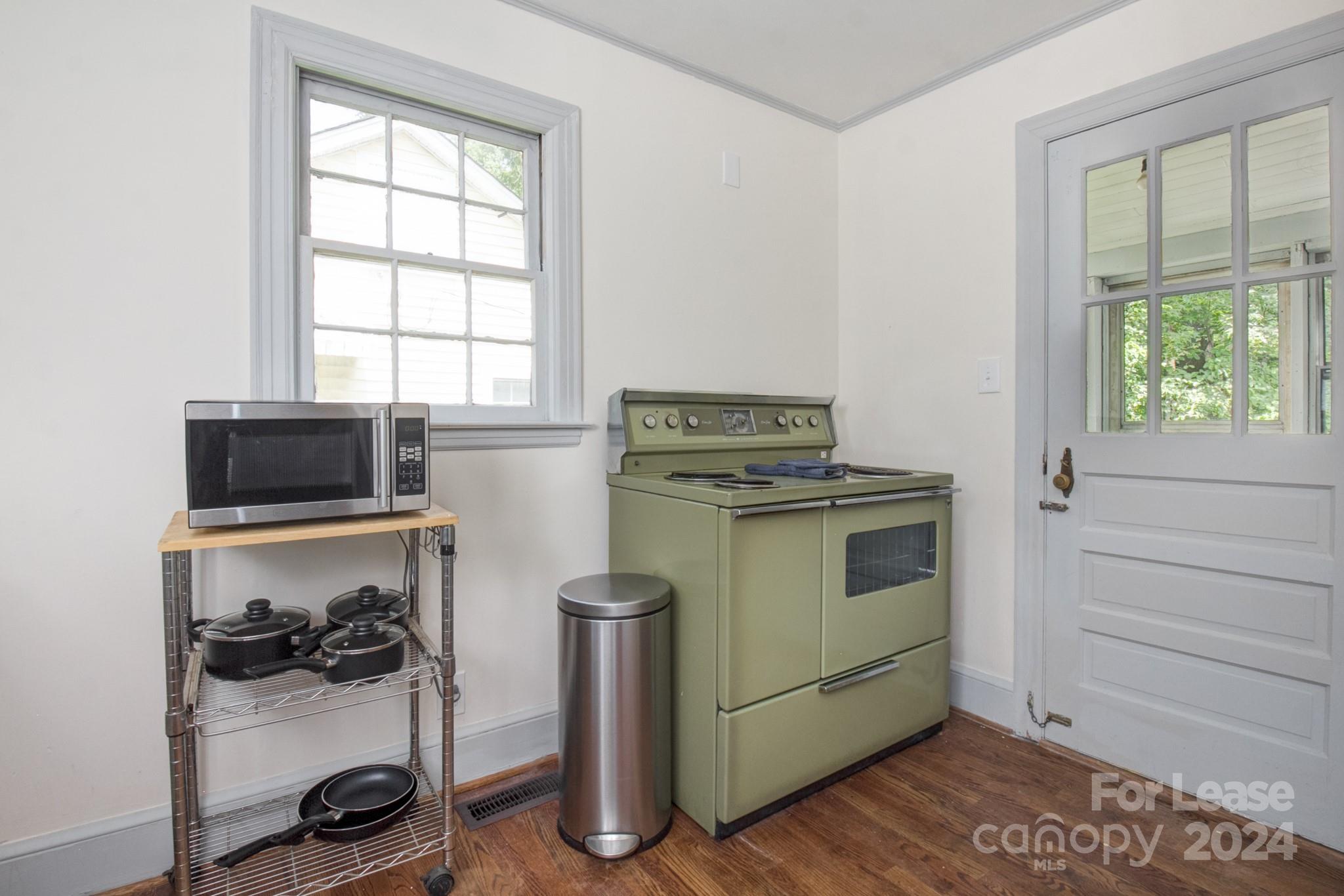 Howie Acres - Residential Lease