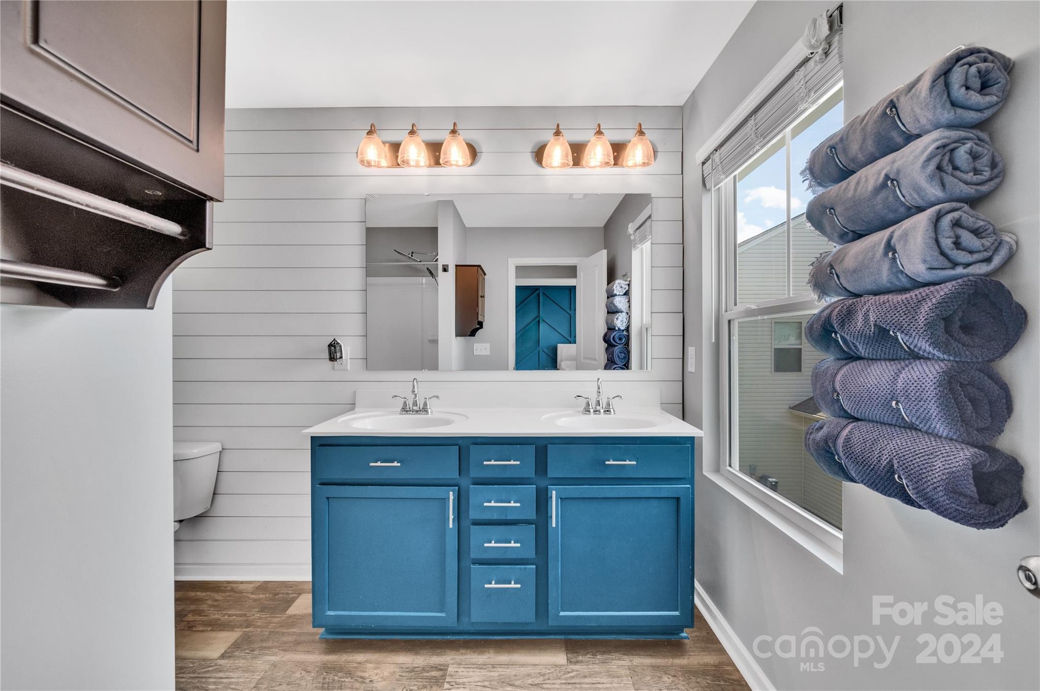 Seven Oaks - Residential