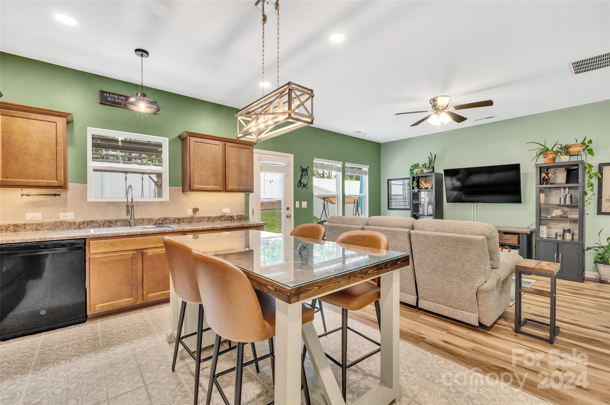 Seven Oaks - Residential