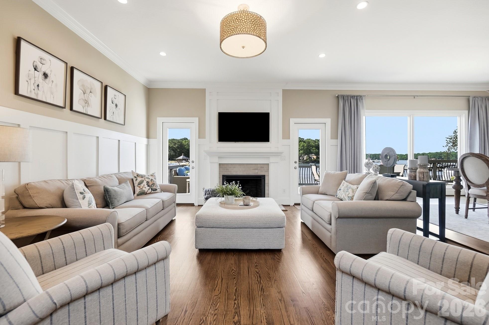 7310 Swansea Lane