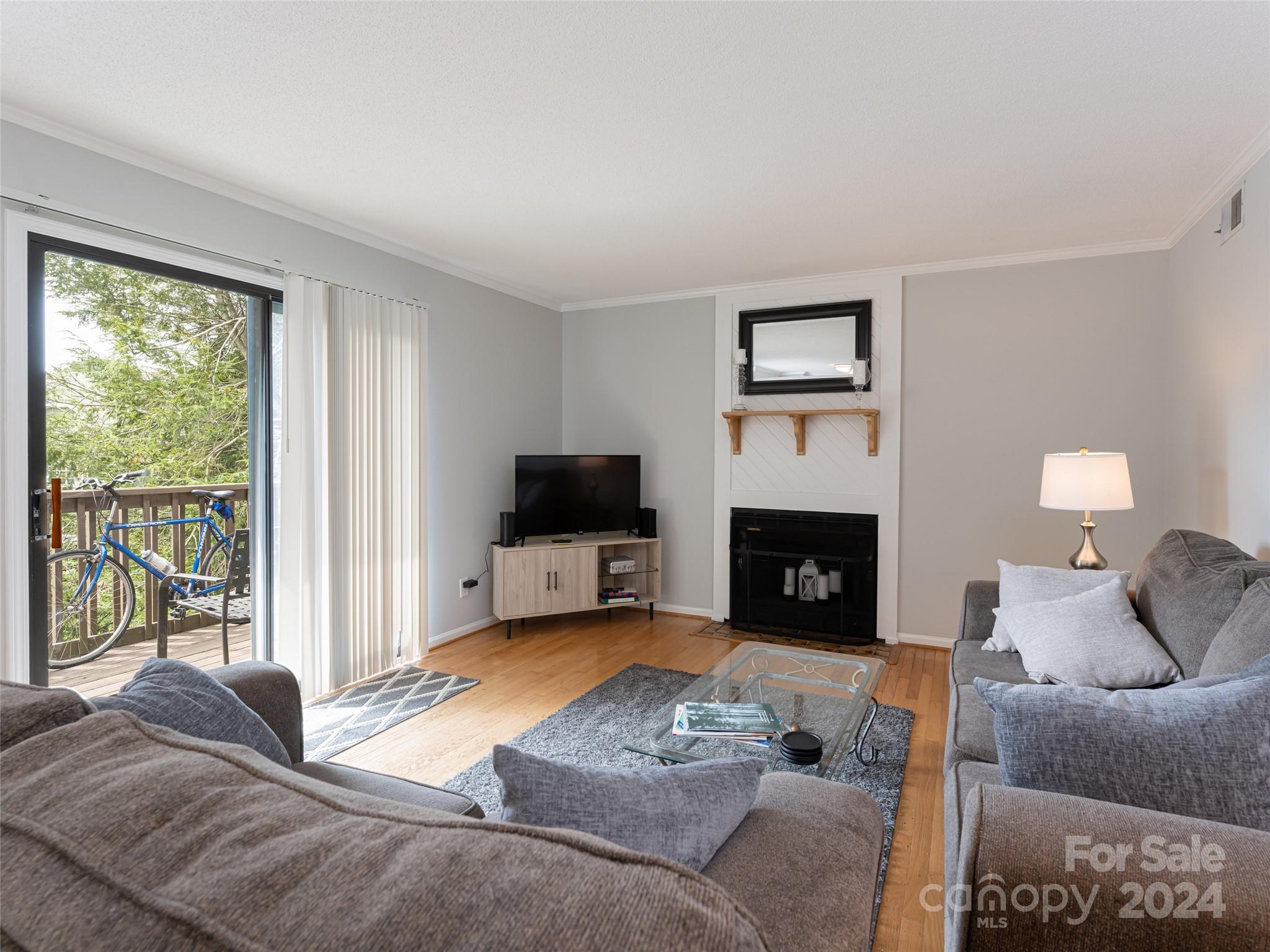 Courtside Condominiums Phase - Residential