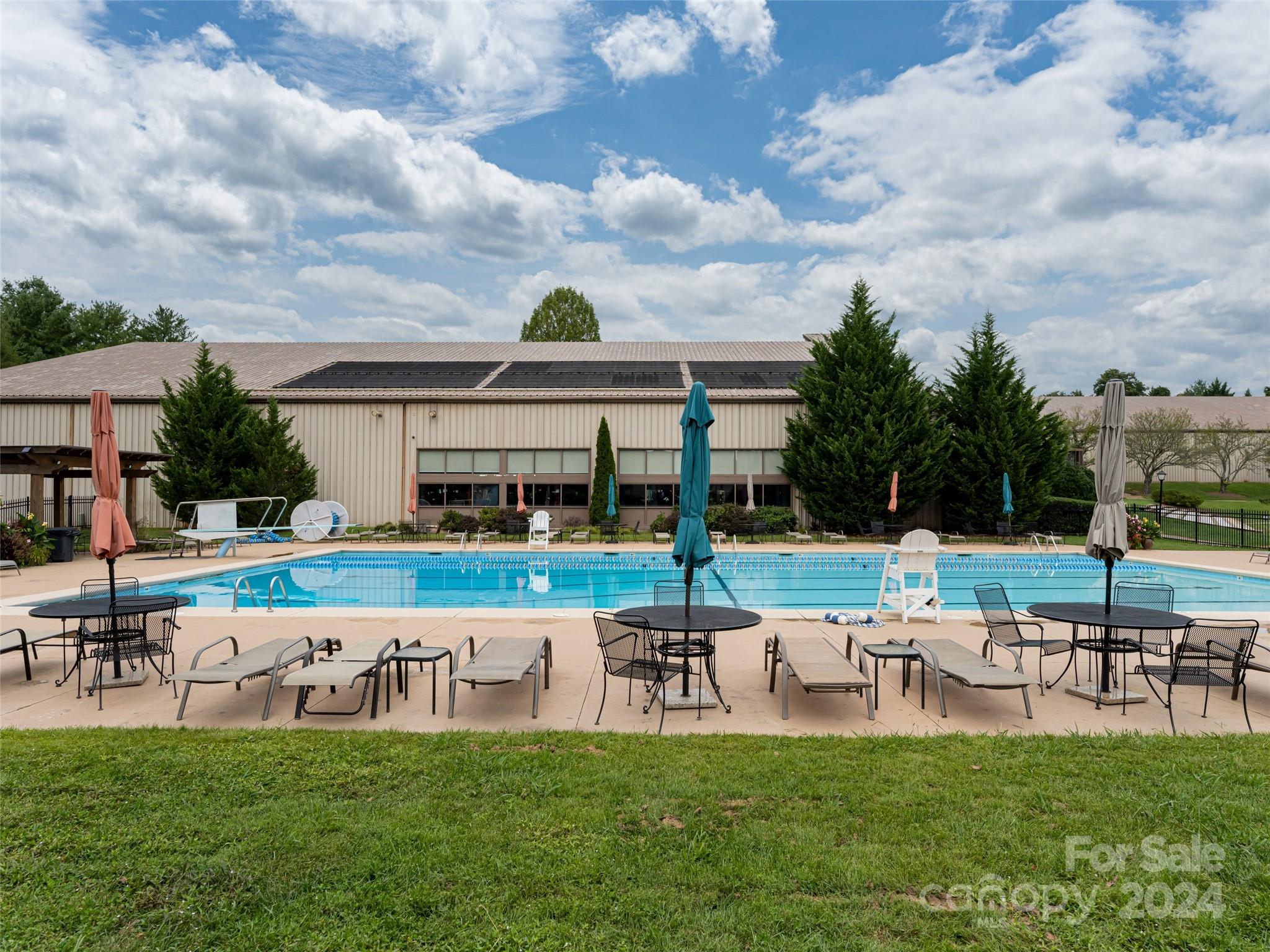 Courtside Condominiums Phase - Residential