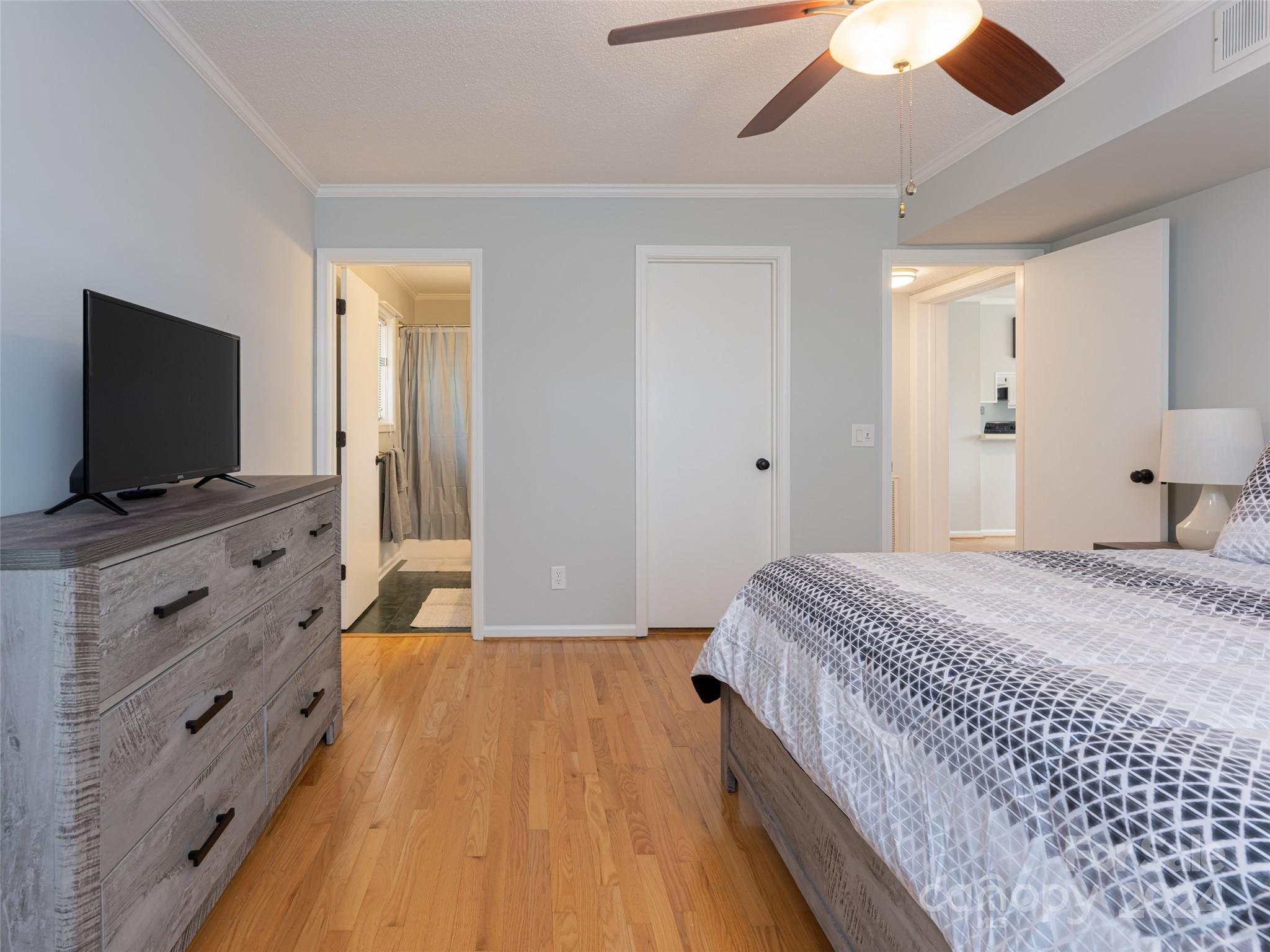 Courtside Condominiums Phase - Residential