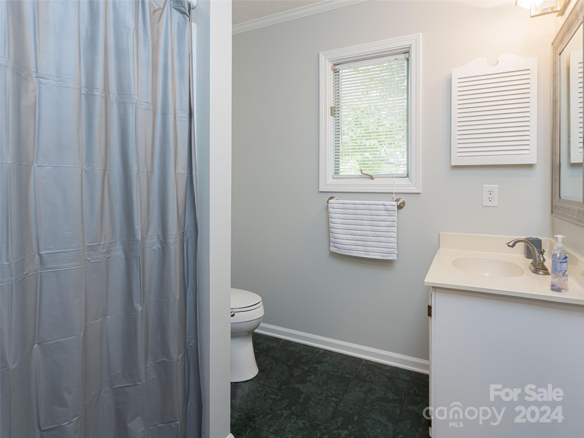 Courtside Condominiums Phase - Residential