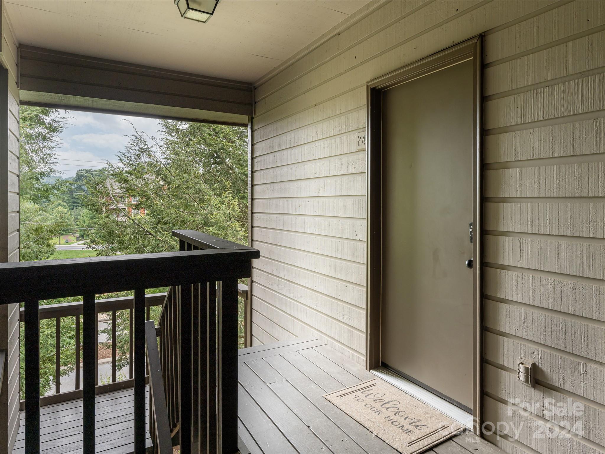 Courtside Condominiums Phase - Residential