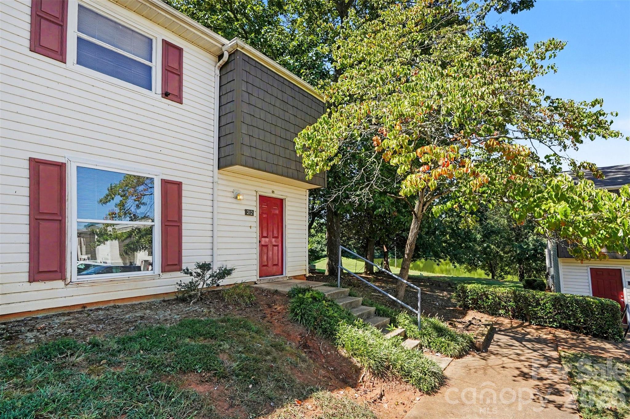 7964 Shady Oak Trail 212