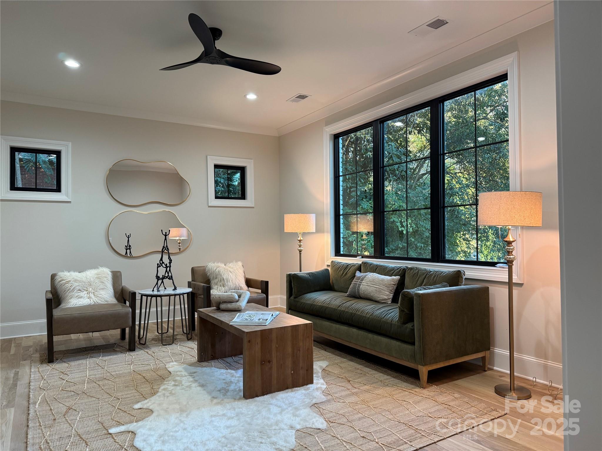 1450 Pine Tree Drive