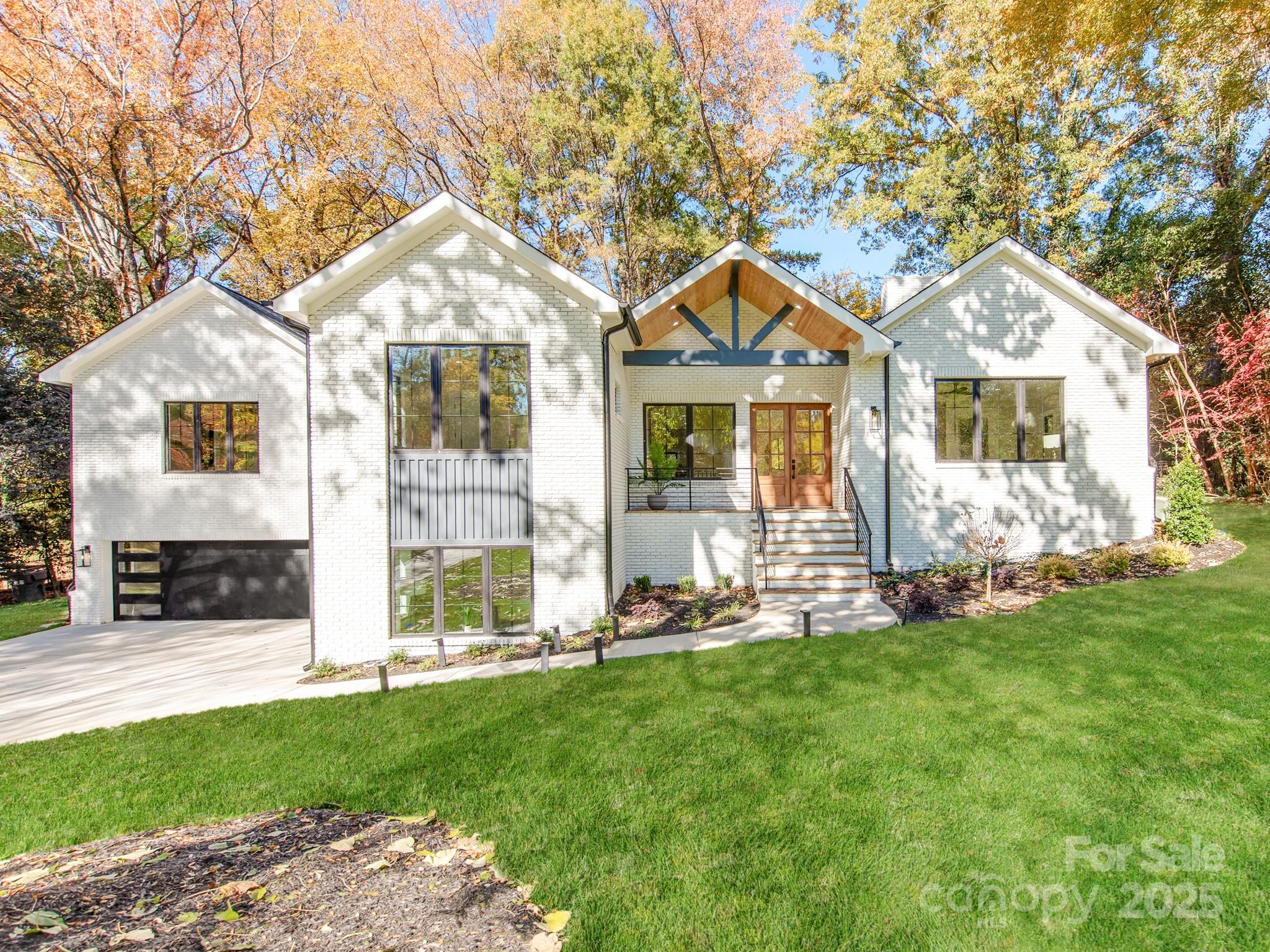 1450 Pine Tree Drive