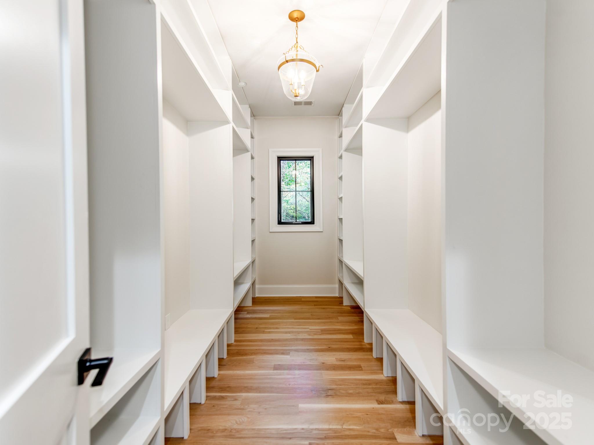 Lansdowne - Residential