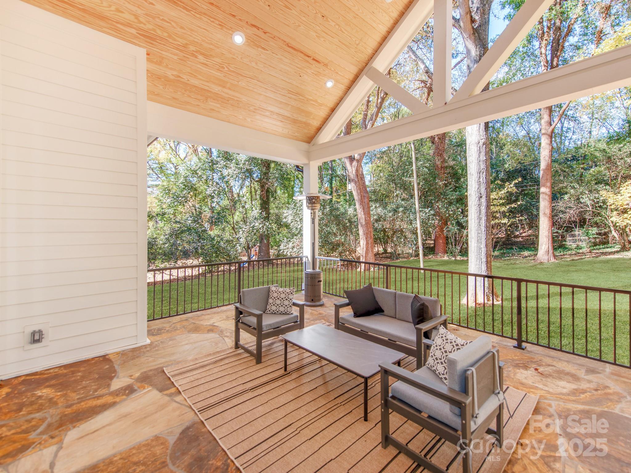 Lansdowne - Residential