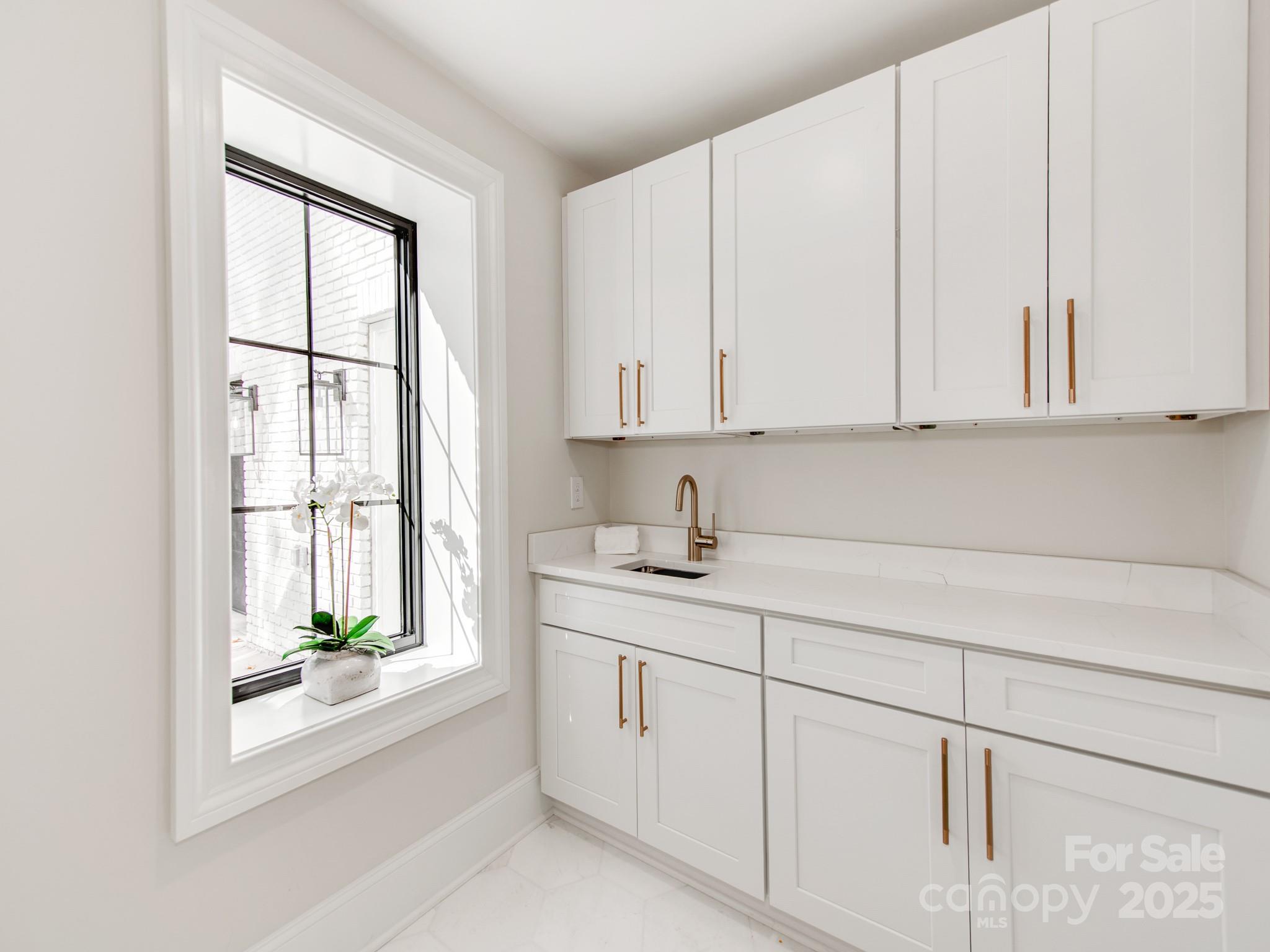 Lansdowne - Residential