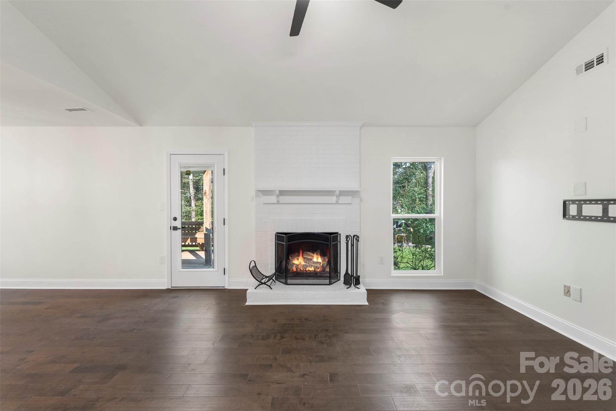 Chestnut Lake - Residential