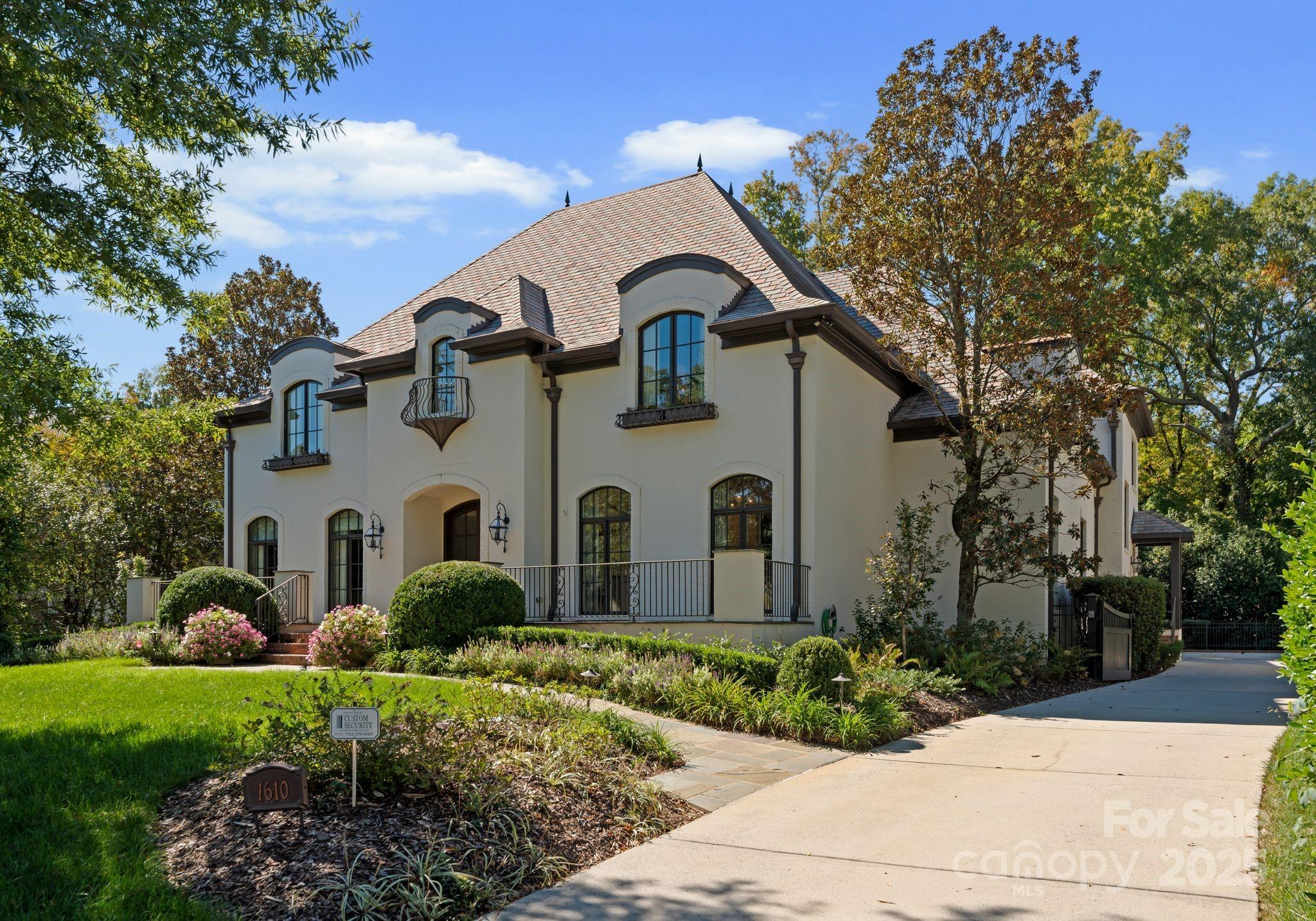 1610 Twiford Place