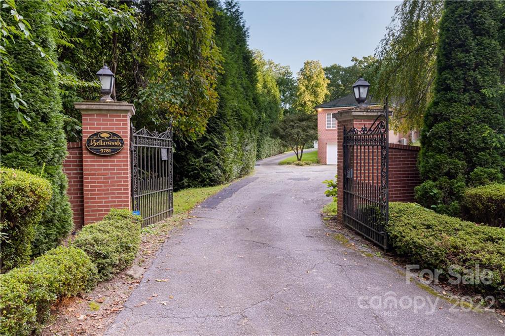 Echo Mountain - Residential