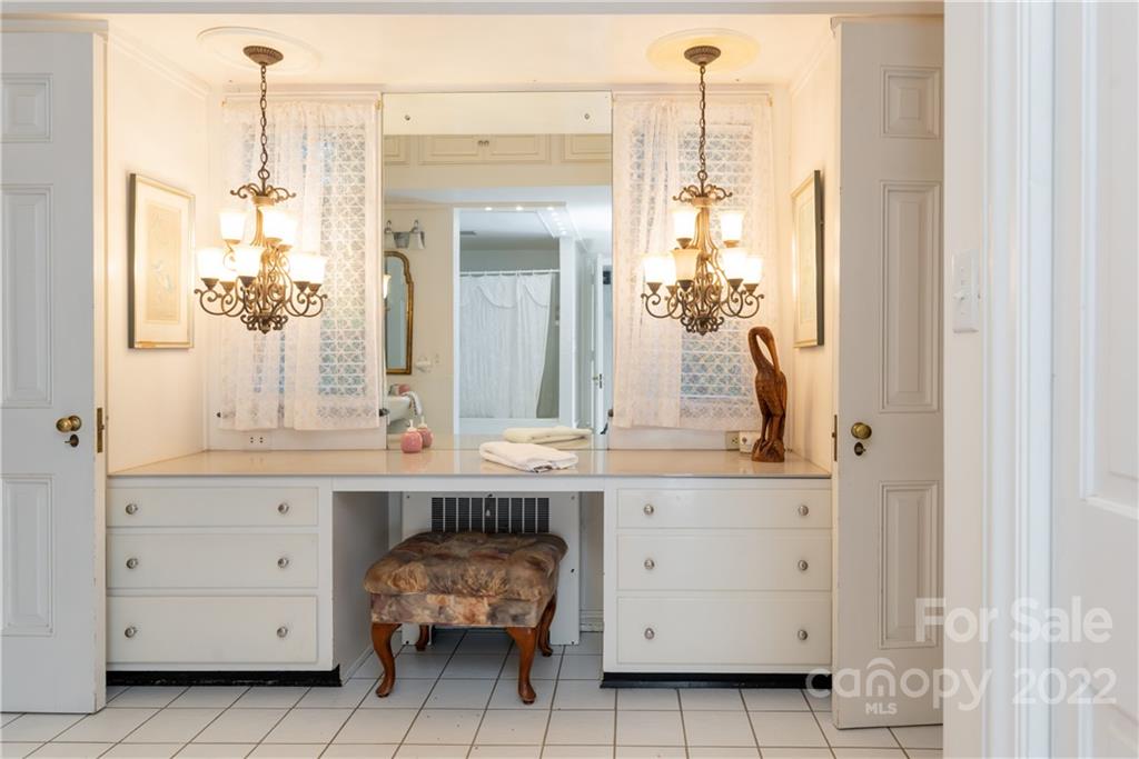 Echo Mountain - Residential