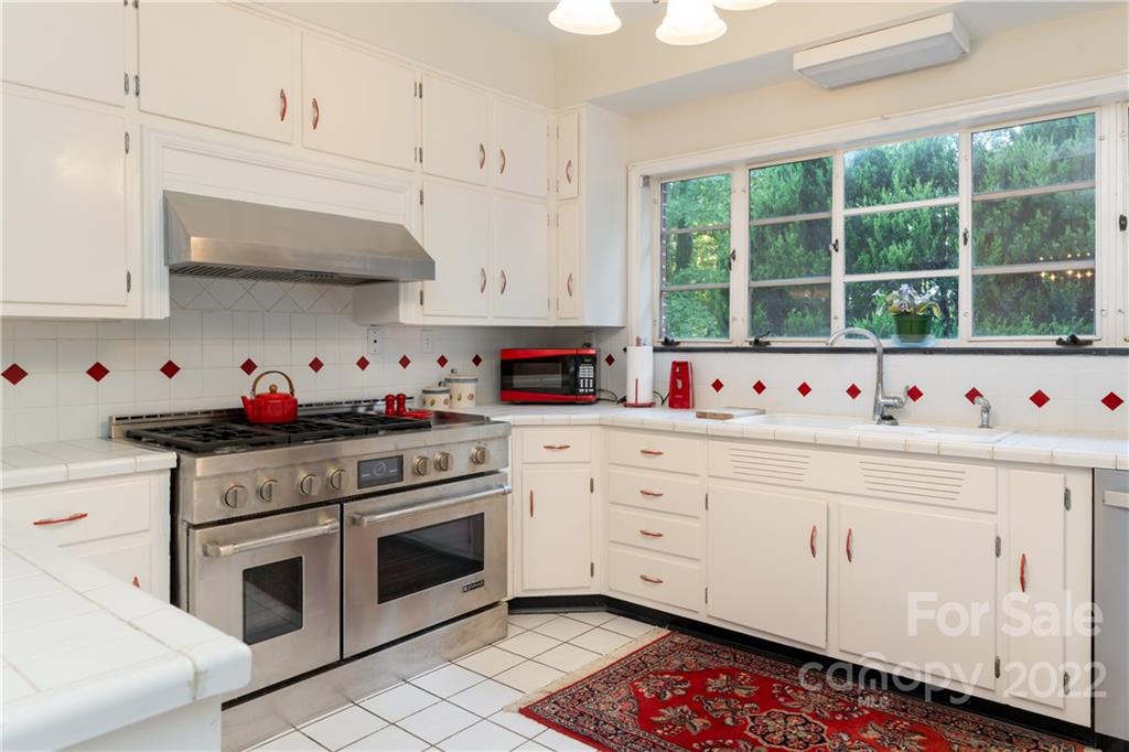 Echo Mountain - Residential