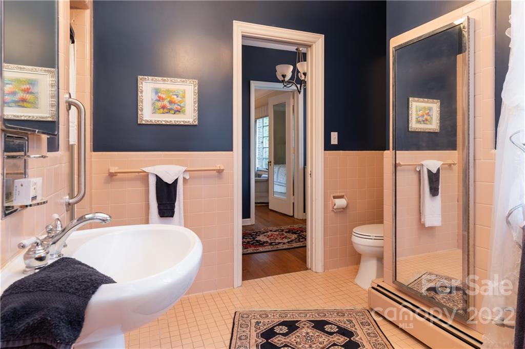 Echo Mountain - Residential