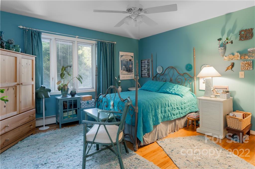 Echo Mountain - Residential