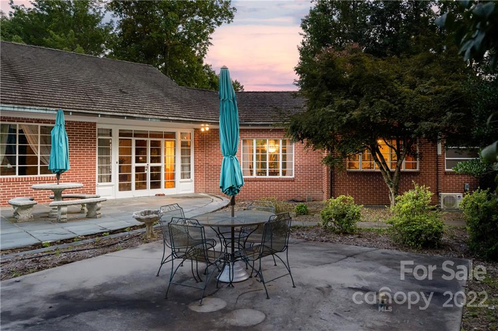 Echo Mountain - Residential