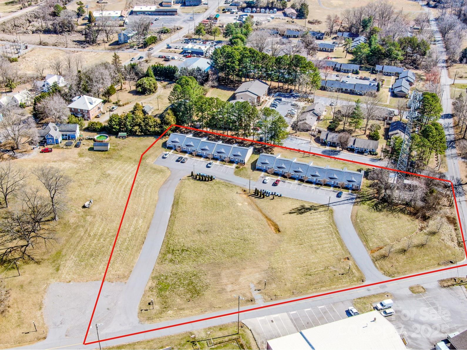 125 1st Avenue Drive SE