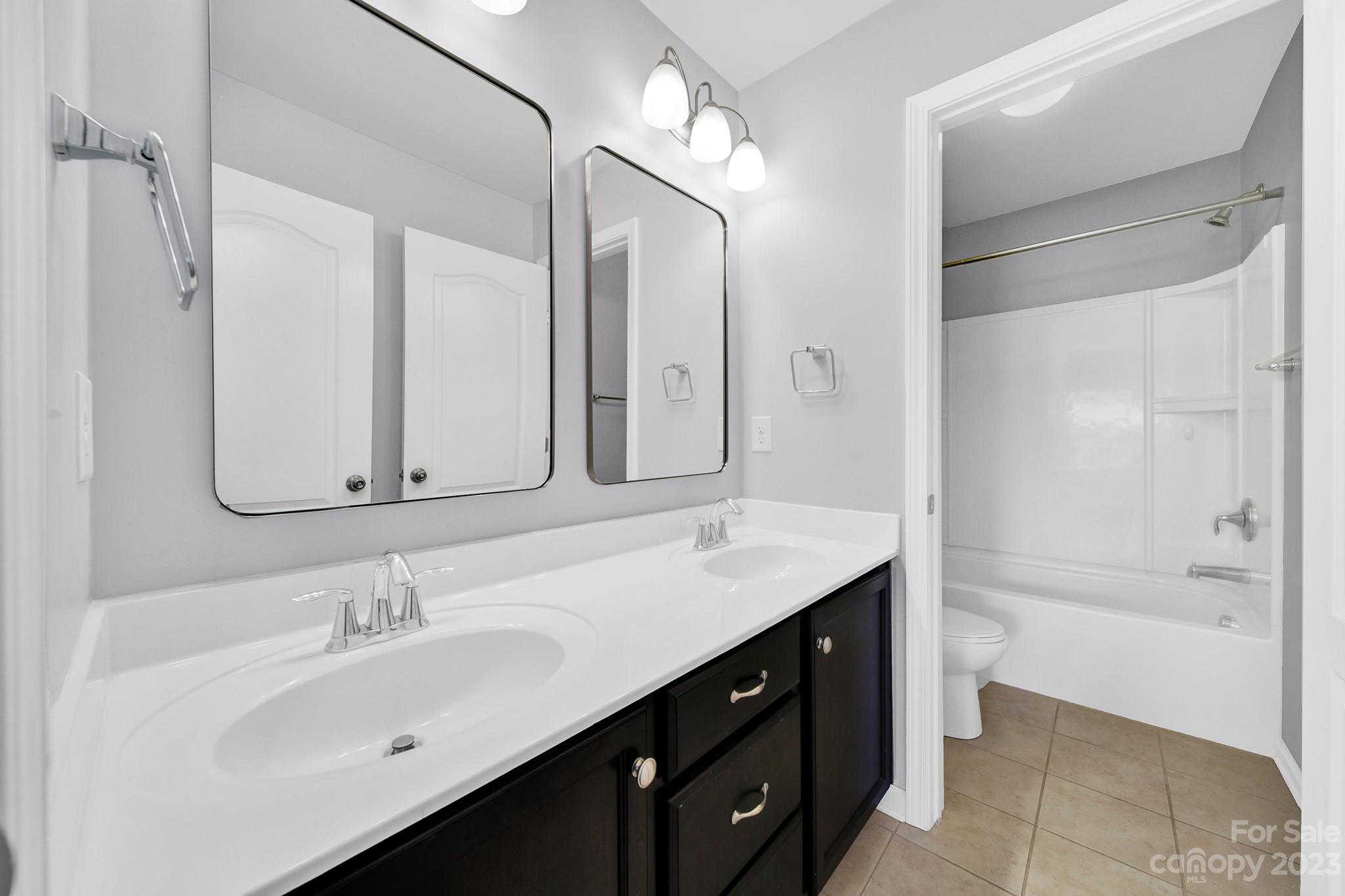 The Retreat at Rayfield - Residential