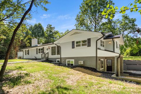 6672 Brevard Road Etowah NC 28729