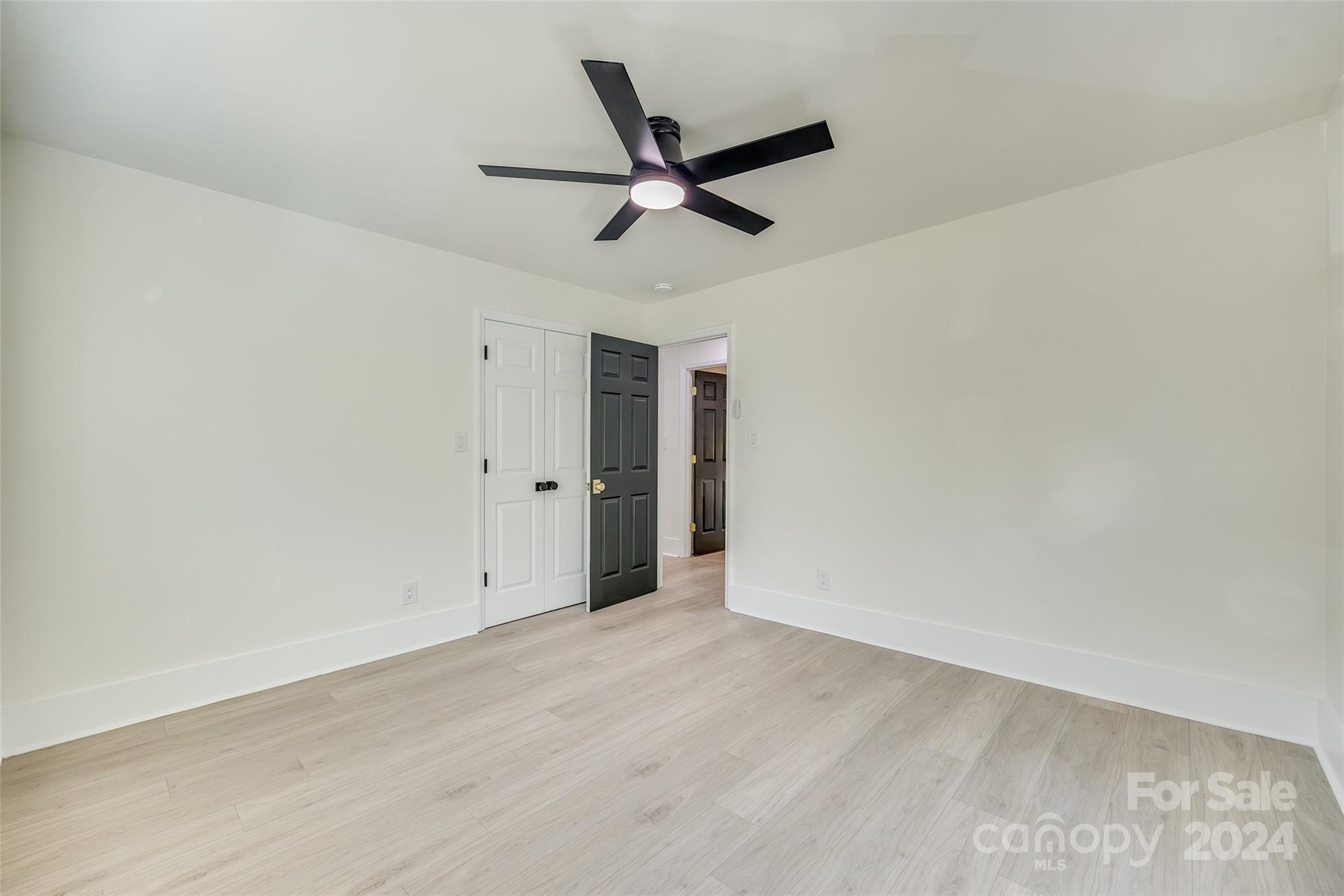 Tega Cay - Residential