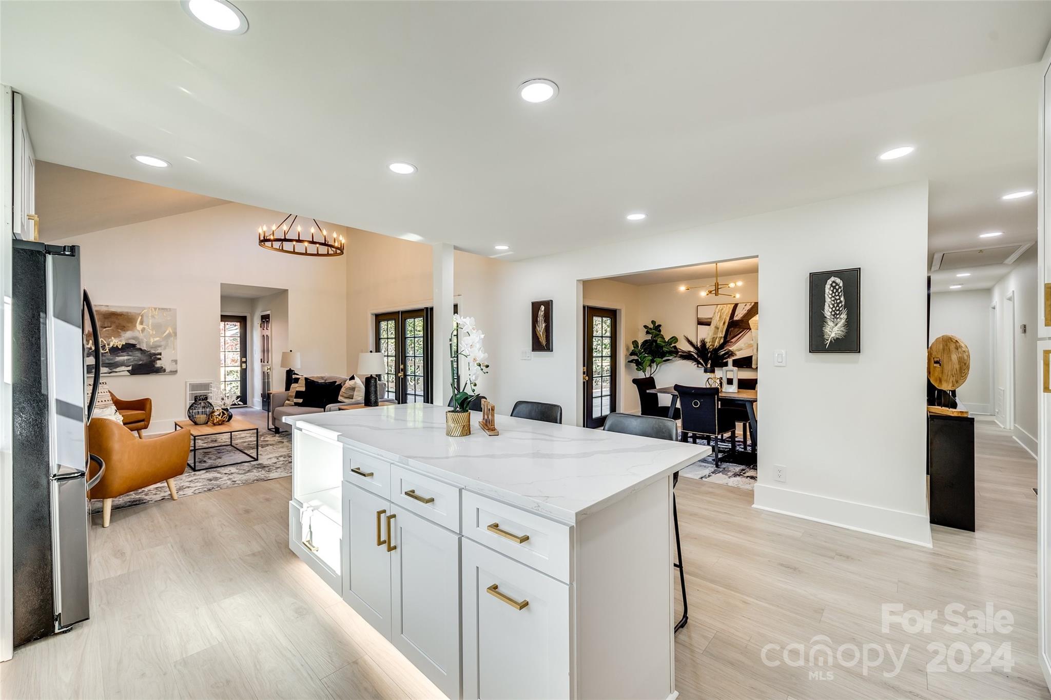 Tega Cay - Residential