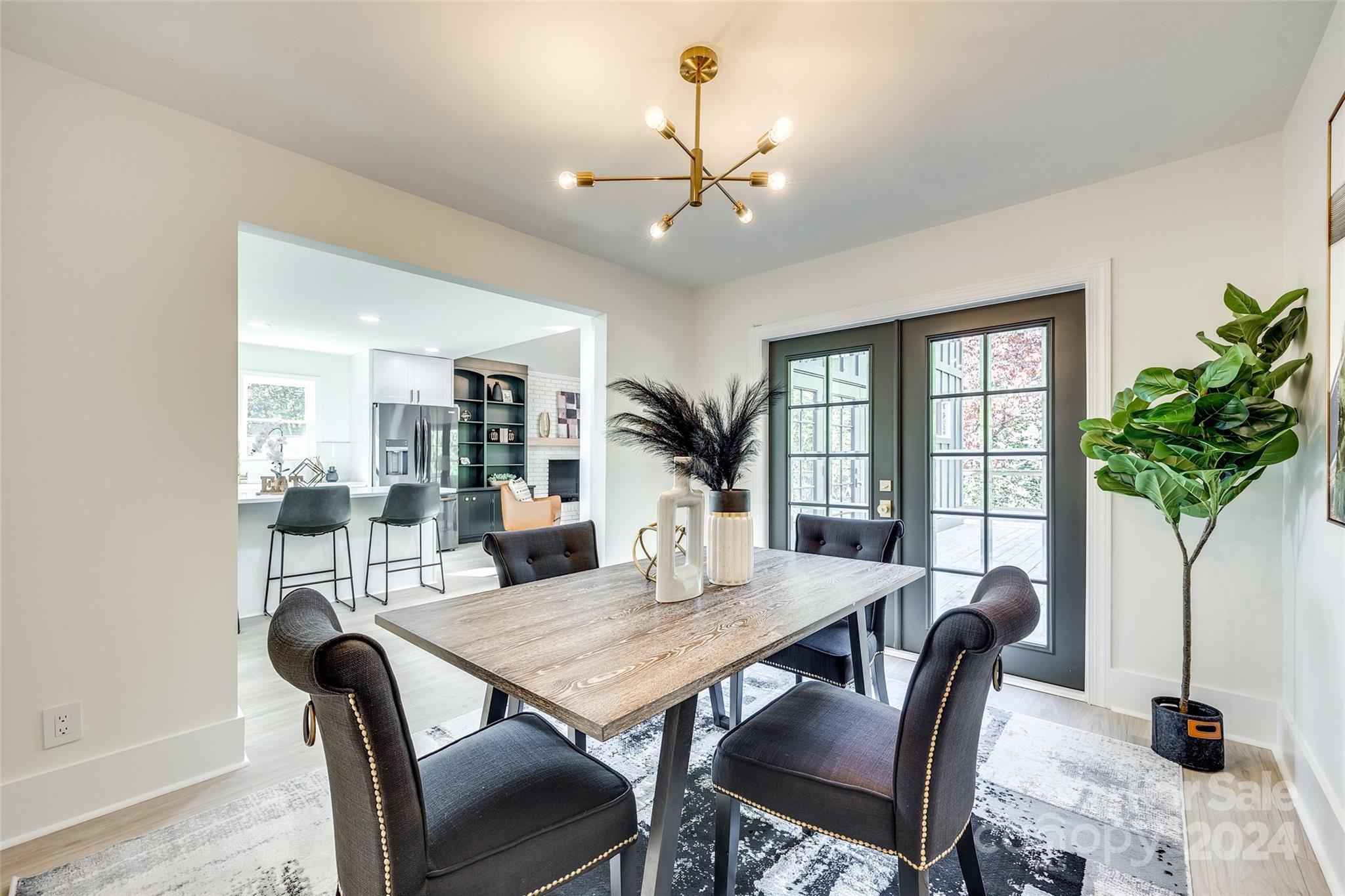 Tega Cay - Residential