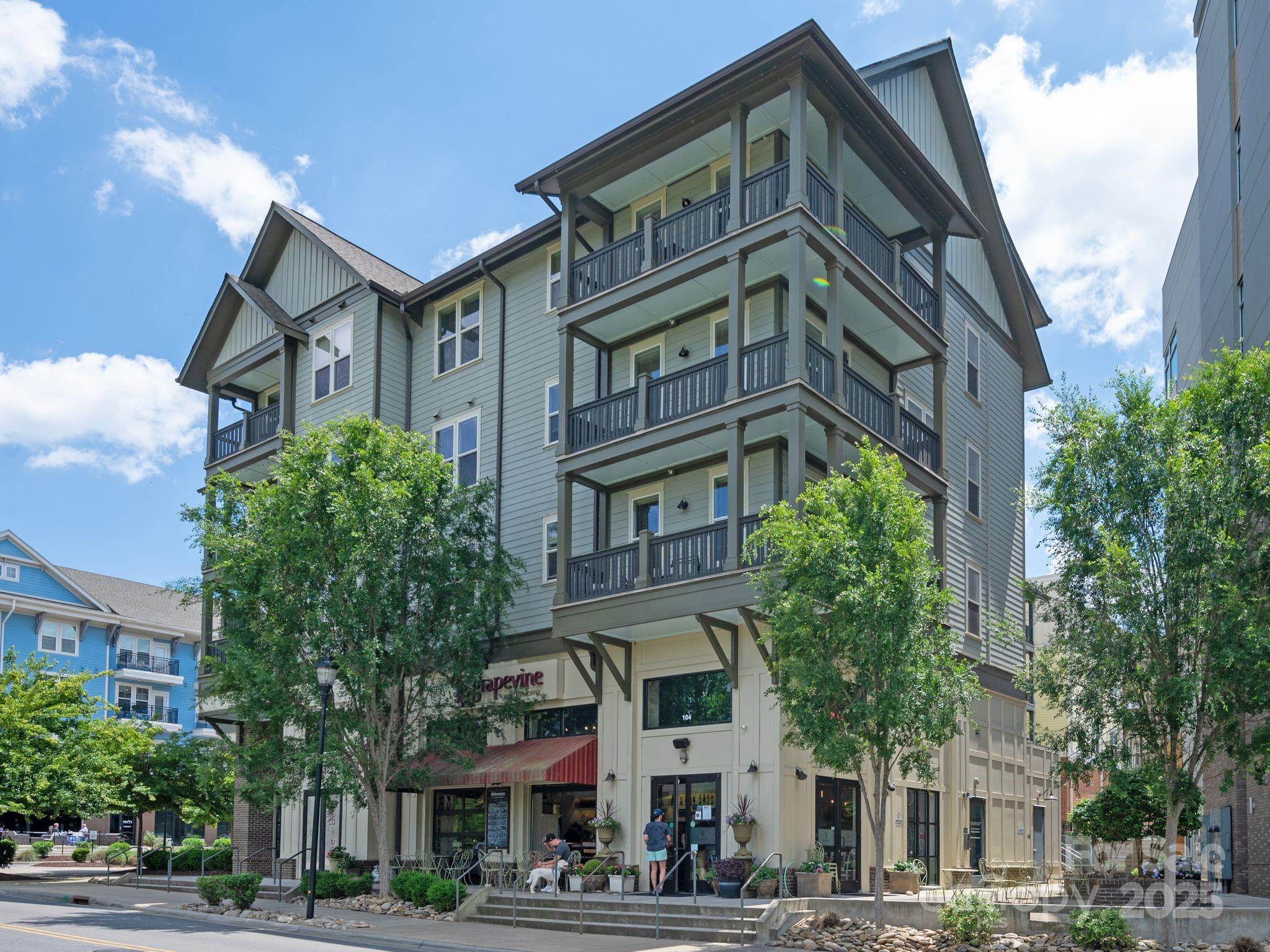 Riverwalk - Residential