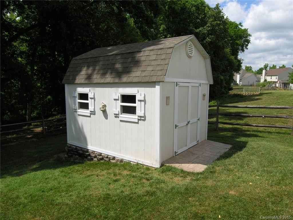 Rocky River Crossing - Residential