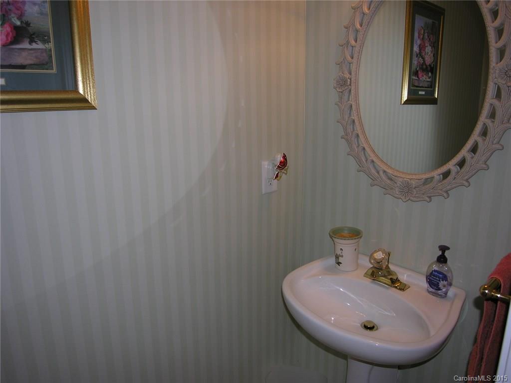 Rocky River Crossing - Residential