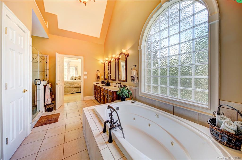 Laurel Creek - Residential