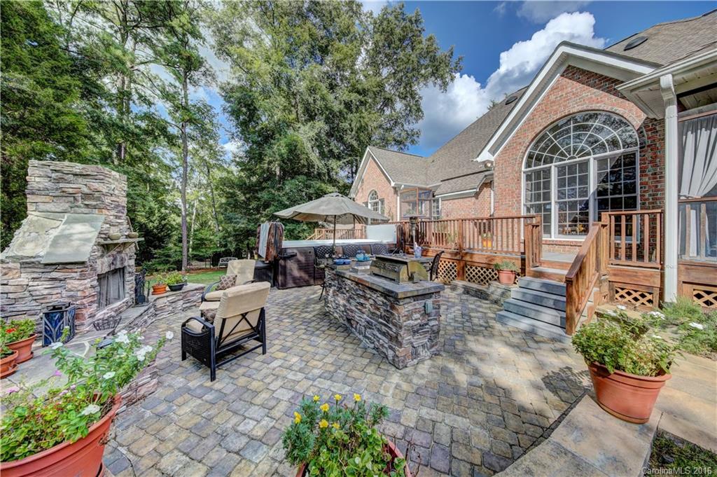 Laurel Creek - Residential