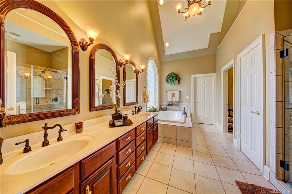 Laurel Creek - Residential