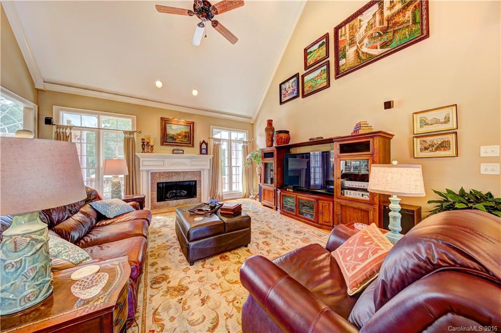Laurel Creek - Residential