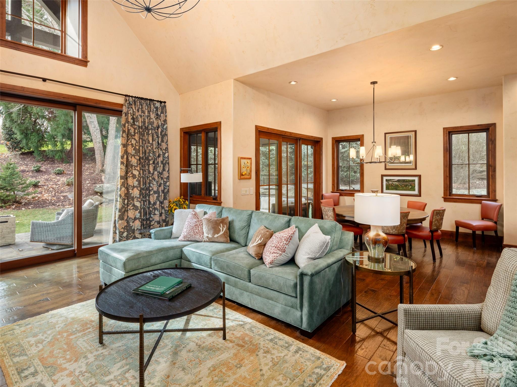 575 Walnut Valley Parkway