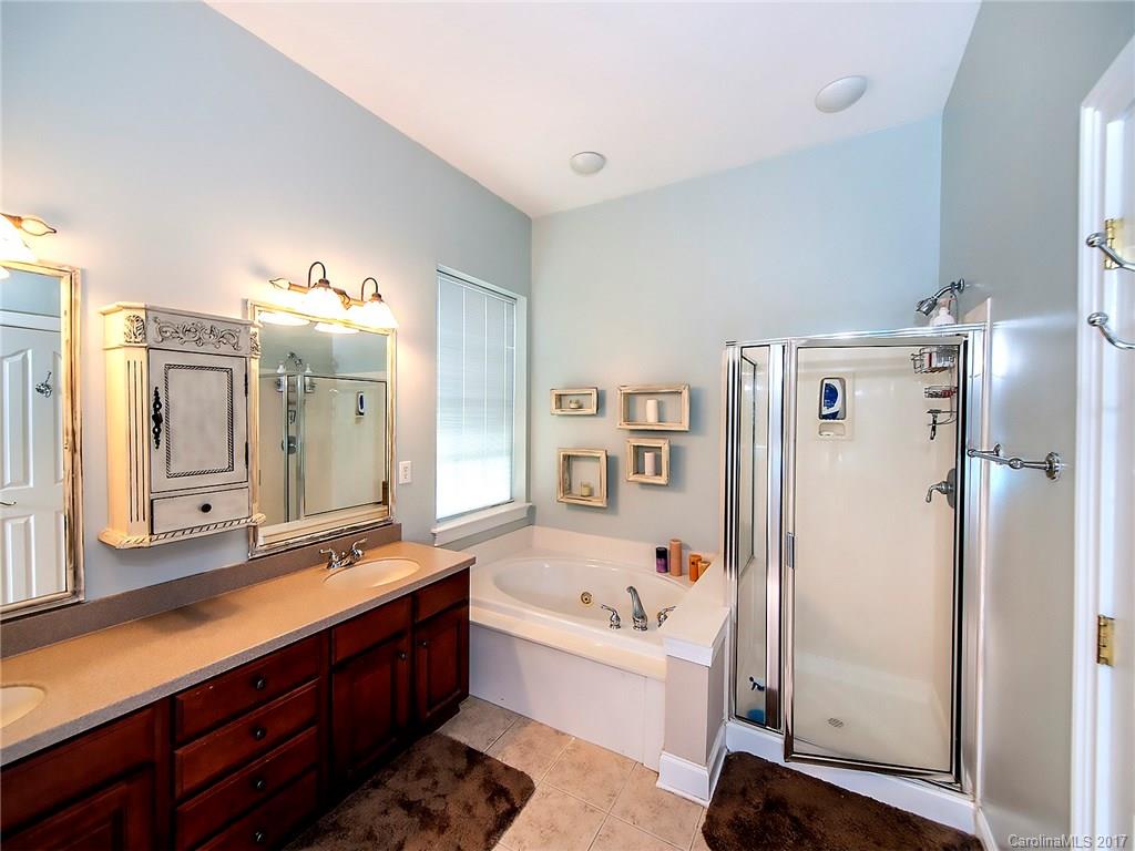 Macaulay - Residential Lease