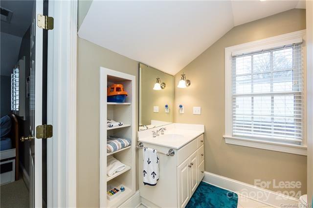 Myers Park - Residential Lease