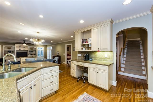 Myers Park - Residential Lease