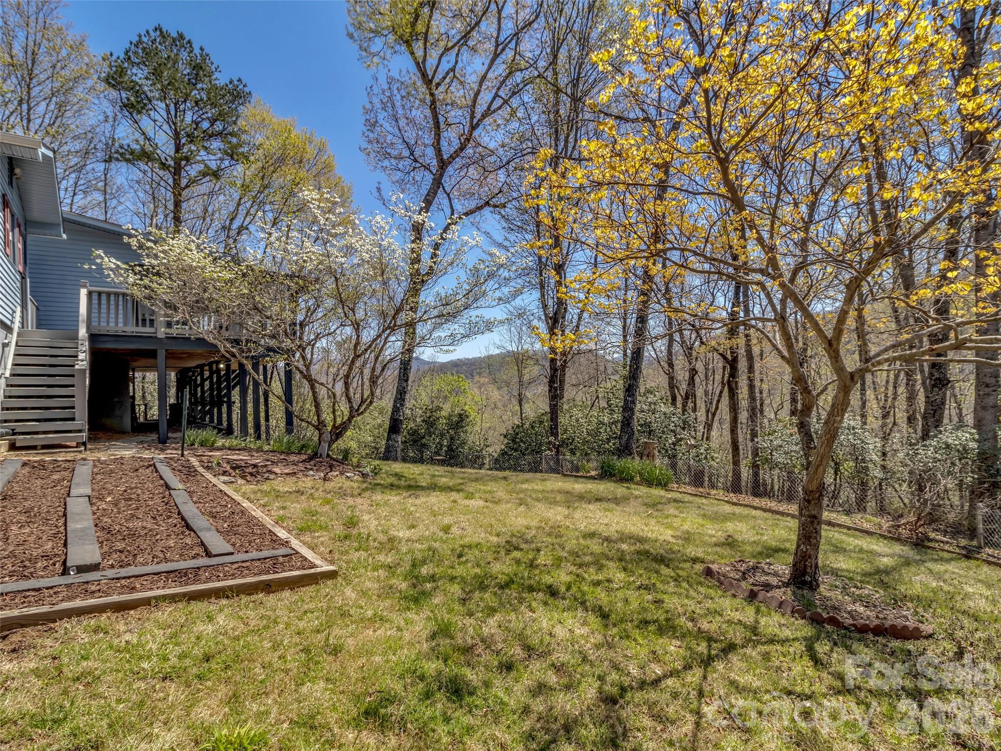 Heritage Mountain - Residential