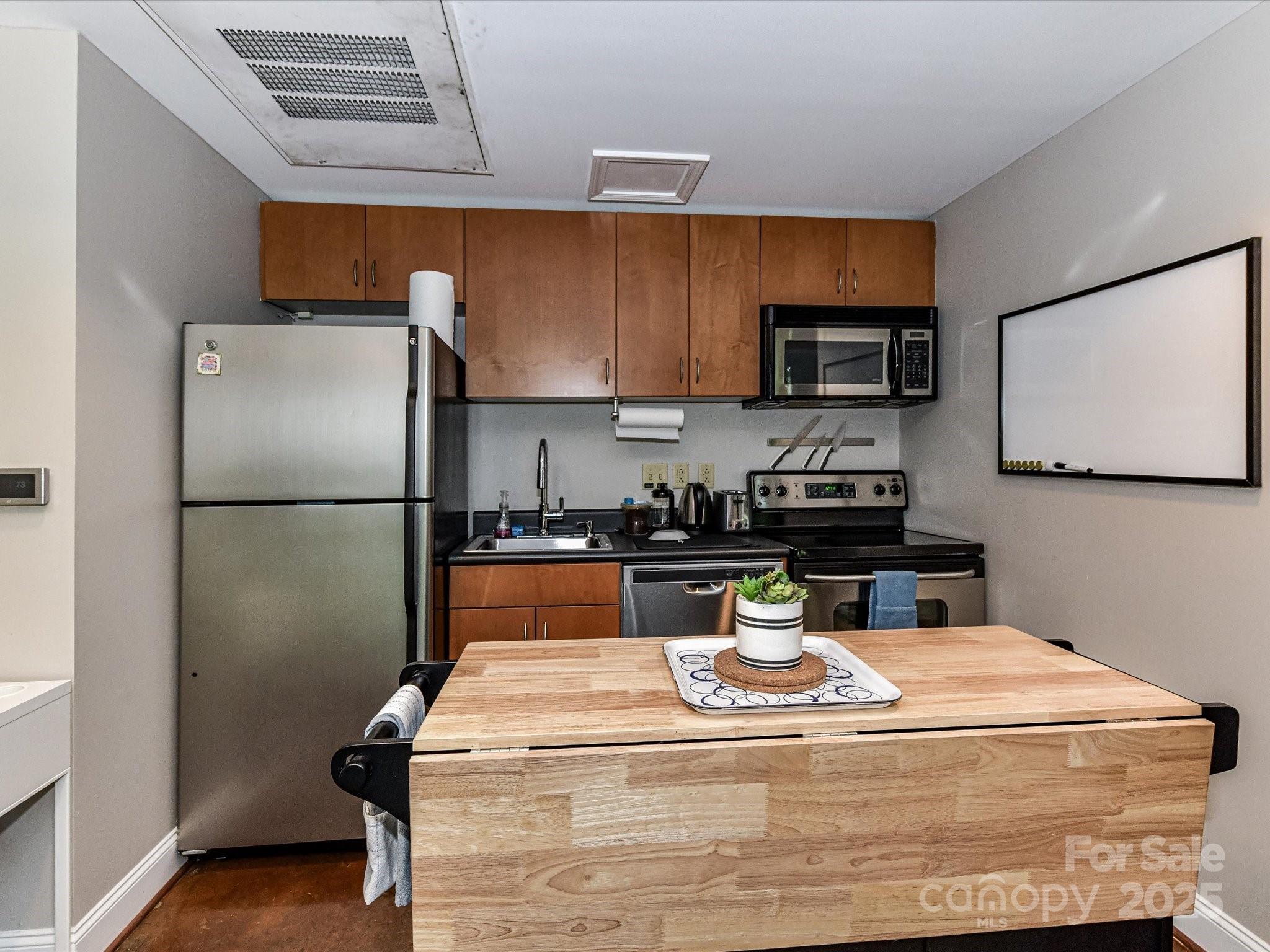 715 North Church Street - Residential