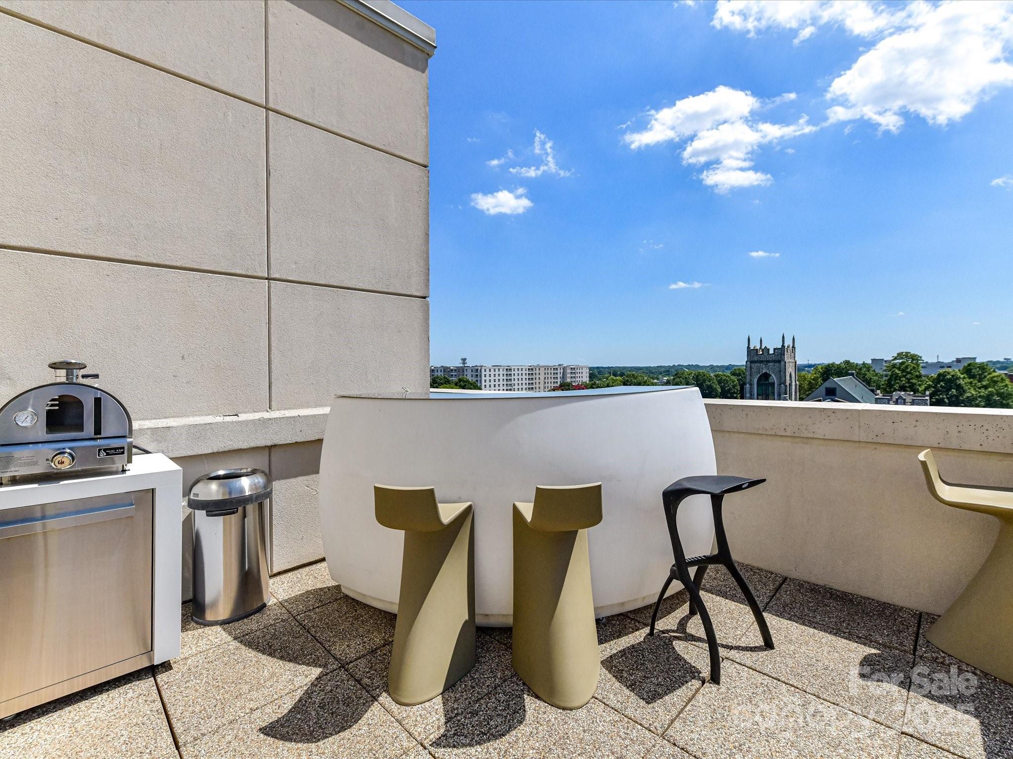 715 North Church Street - Residential