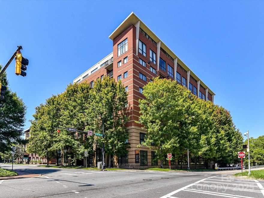 Welcome to this stunning 1-bedroom, 1-bath condo in the heart of Charlotte’s vibrant Fourth Ward. Located in one of Uptown’s most desirable neighborhoods, this home offers the perfect blend of modern comfort and city convenience.Step inside and enjoy soaring ceilings and large windows that flood the space with natural light. The open layout creates a bright, airy feel—ideal for both everyday living and entertaining.The community features outstanding amenities, including a sparkling pool and a rooftop terrace with panoramic city views—perfect for relaxing or hosting friends.With its walkable location, you’re just steps from Charlotte’s best dining, nightlife, cultural attractions, and parks.Whether you’re a first-time buyer, downsizer, or investor, this condo is an incredible opportunity to experience Uptown living at its finest. Be sure not to miss the rooftop terrace located on the 8th floor featuring cozy seating, grills and amazing city views! Unit comes with 1 deeded parking space-#96. This condo has been used as a consistent, cash-producing rental property, but would also be perfect as a full time residence for those seeking adventure in the city!