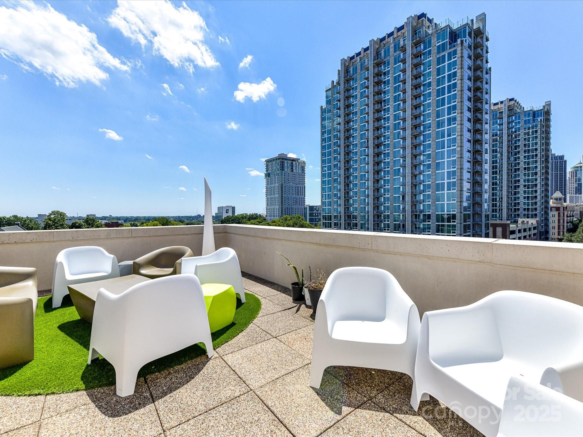 715 North Church Street - Residential