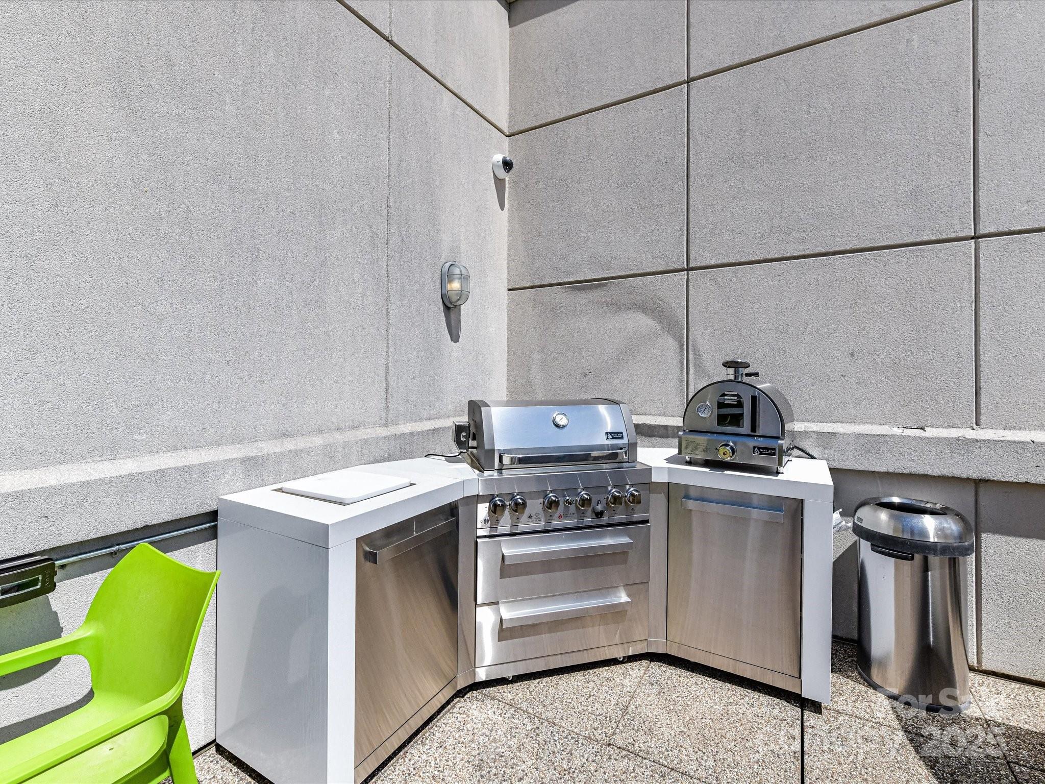 715 North Church Street - Residential