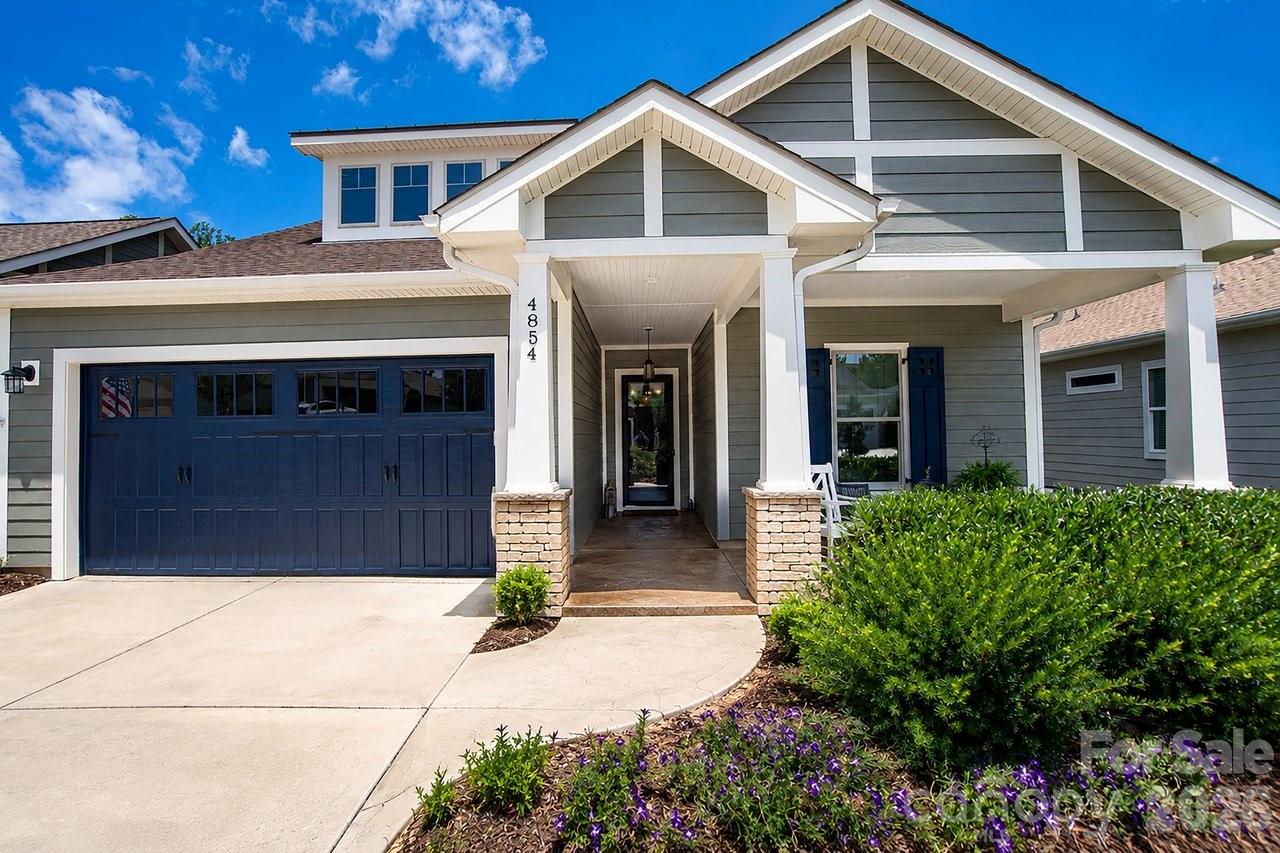 4854 Looking Glass Trail