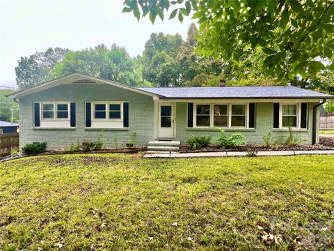 Photo of 2117 Tarlton Drive, Matthews, NC 28105 (MLS # 4430790)