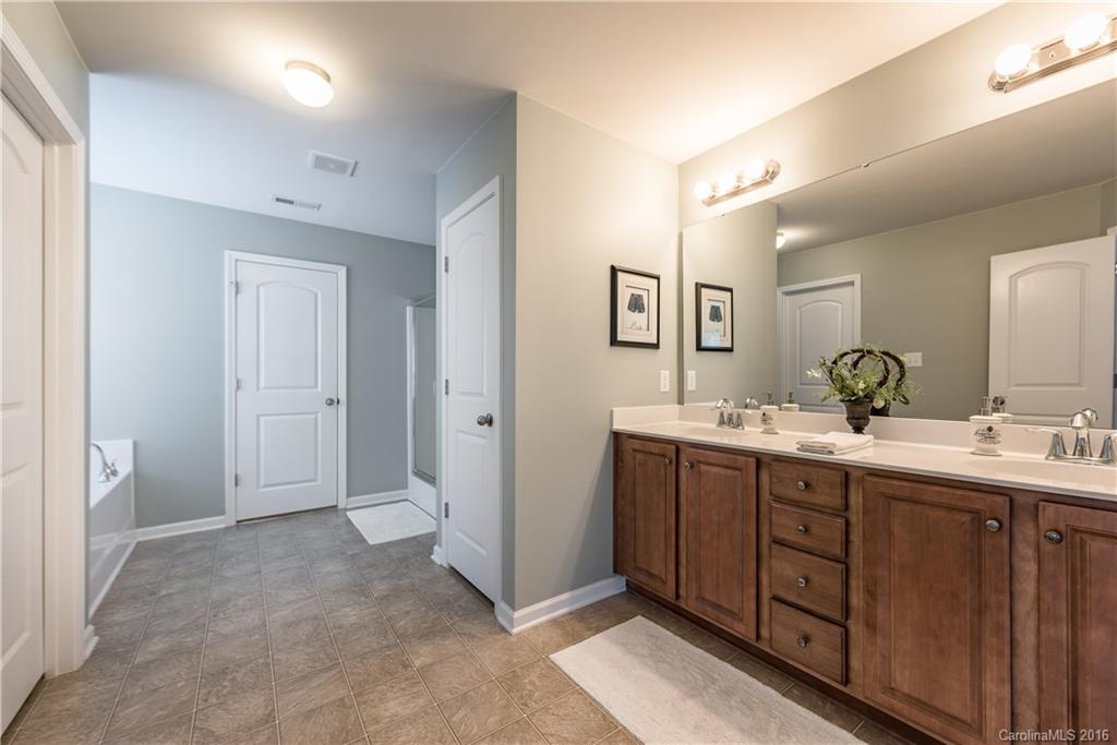 Reunion - Residential