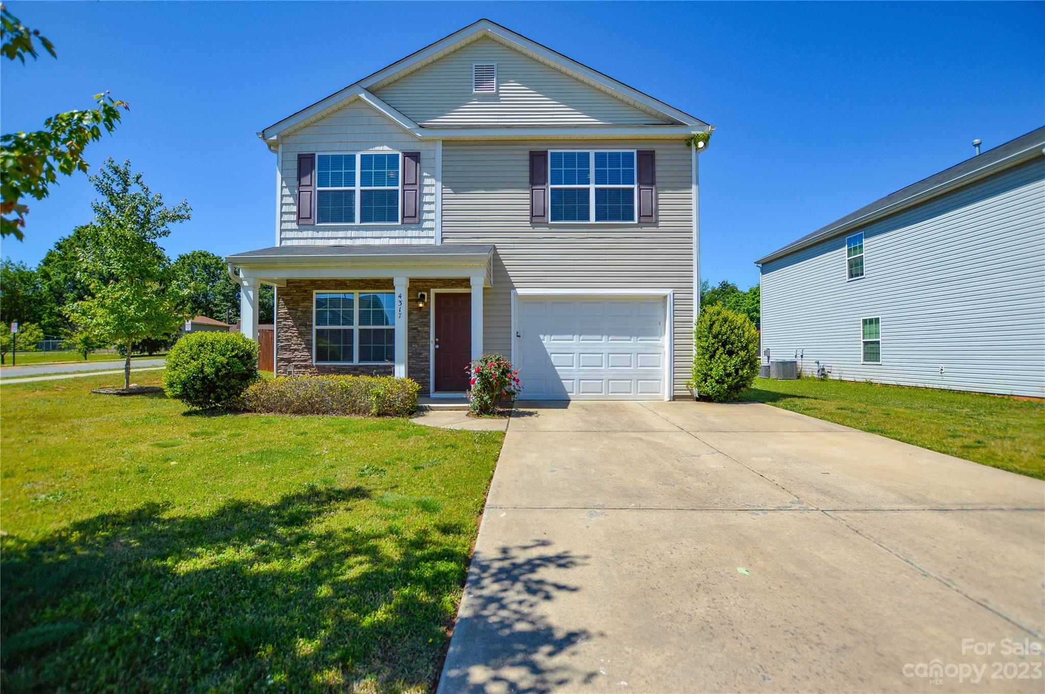 Photo 1 of 41 — 4317 Davis Meadows Drive, Charlotte, NC 28216